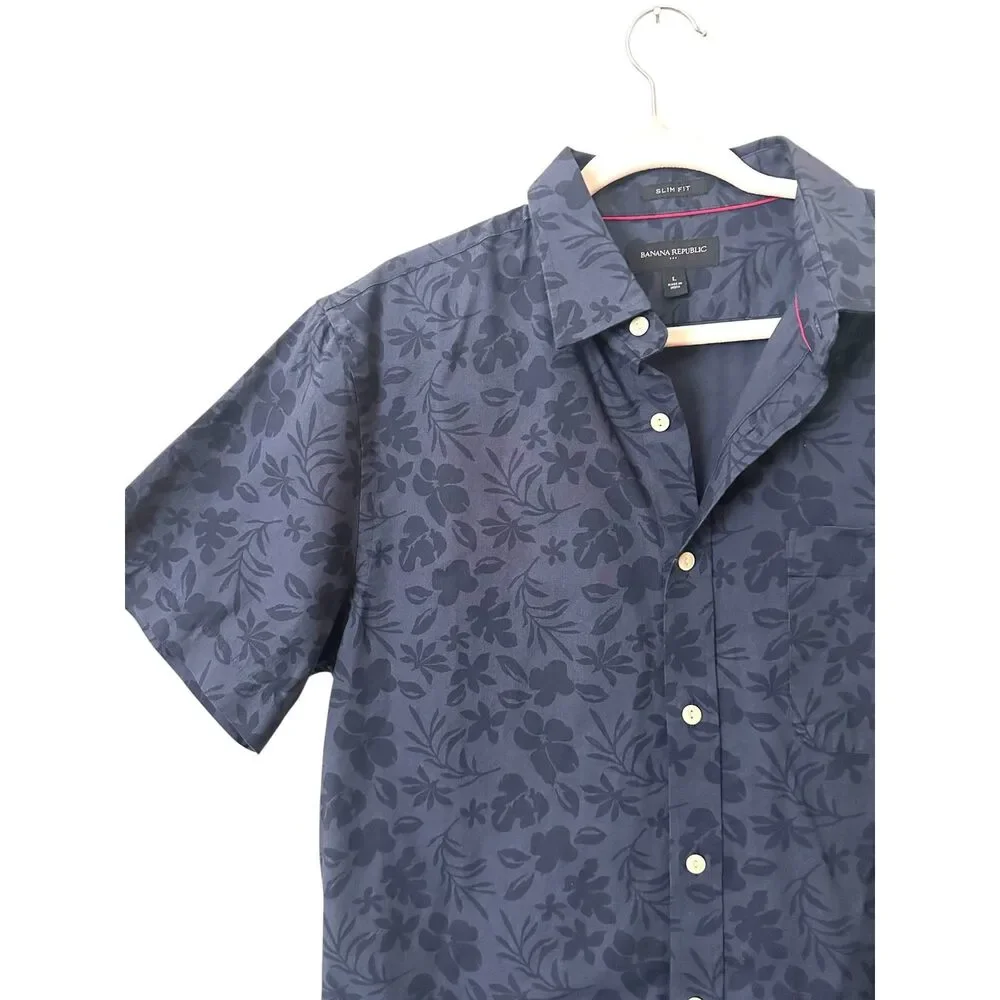 BANANA REPUBLIC Floral Short Sleeve Slim Button Down Blue Large